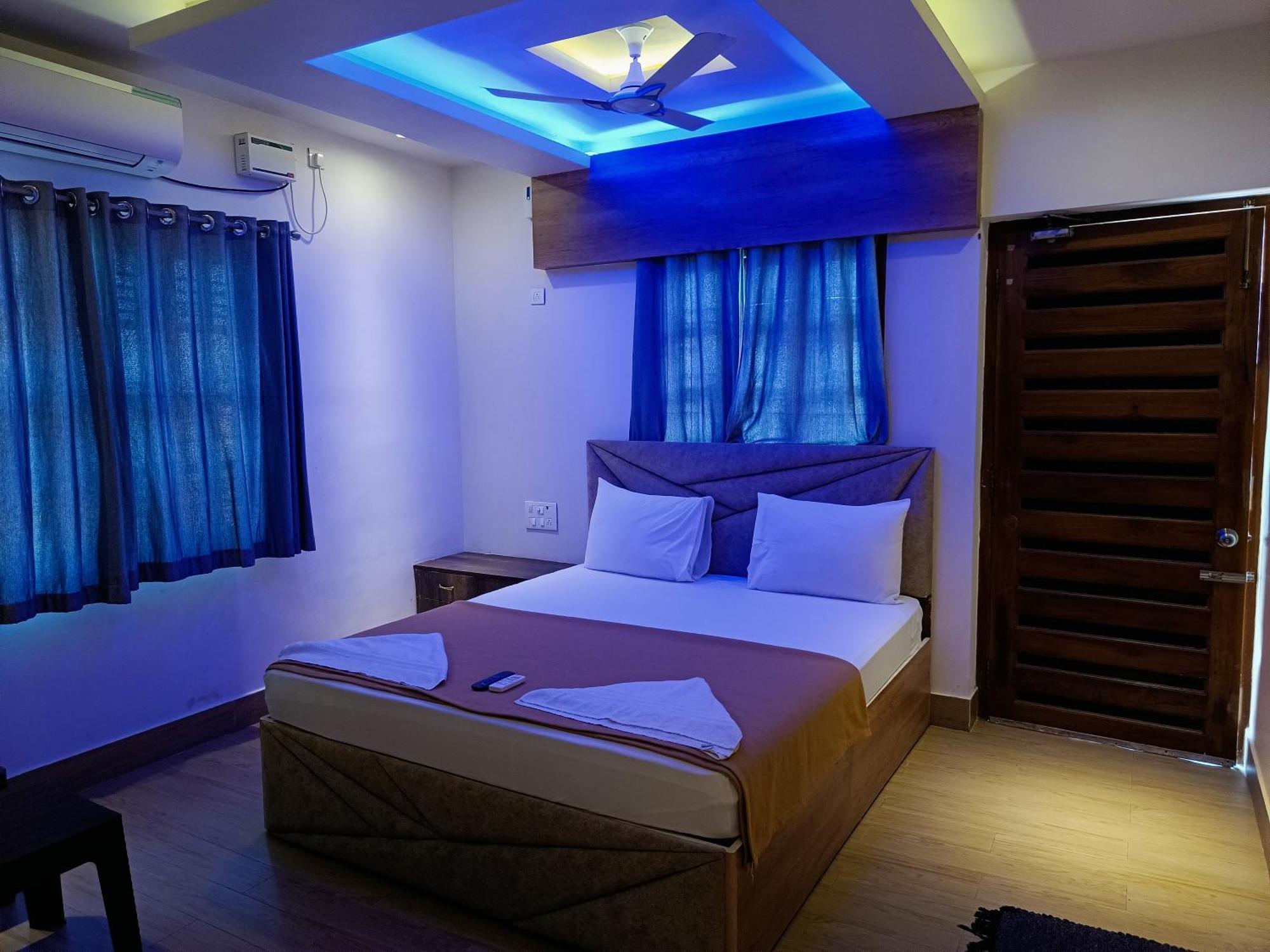 Umino Beach Resort Chennai Bagian luar foto