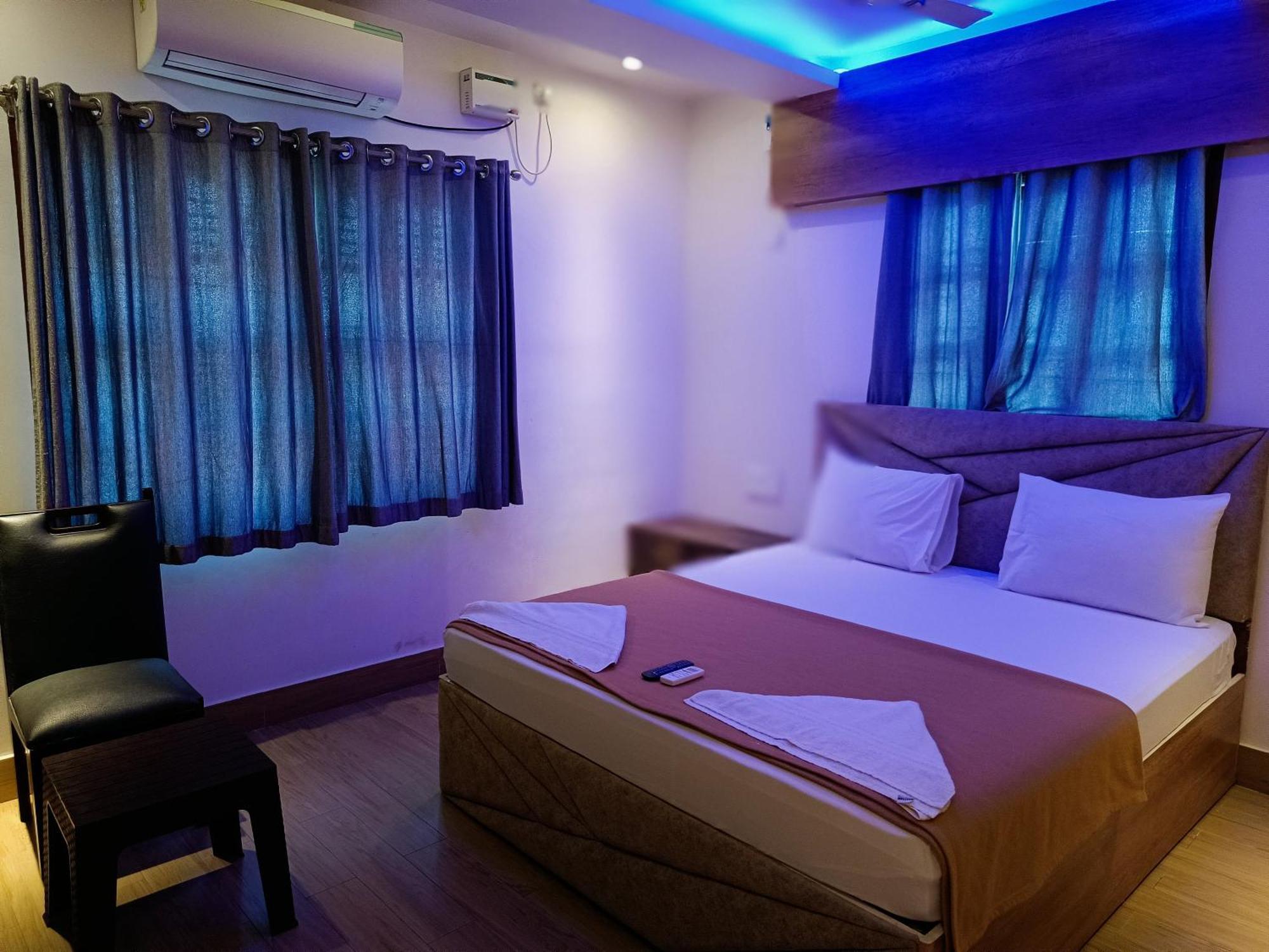 Umino Beach Resort Chennai Bagian luar foto